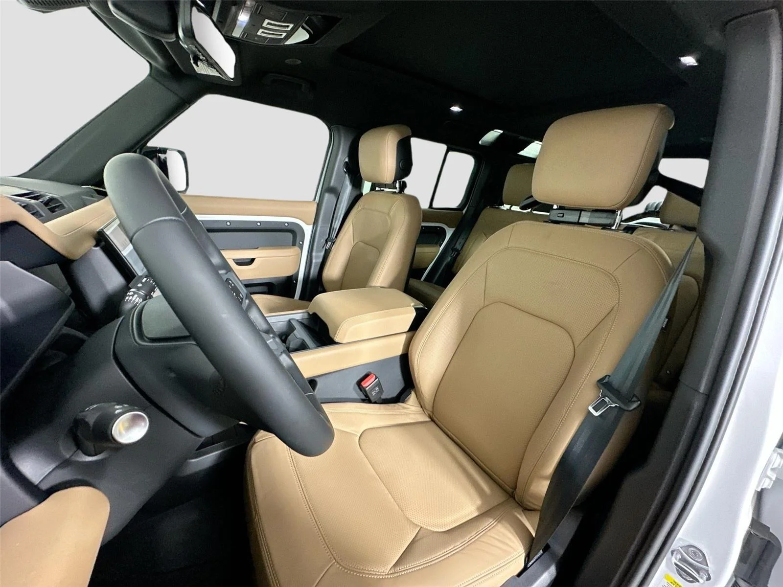 Used 2026 Fuji White Land Rover X-Dynamic SE image 22