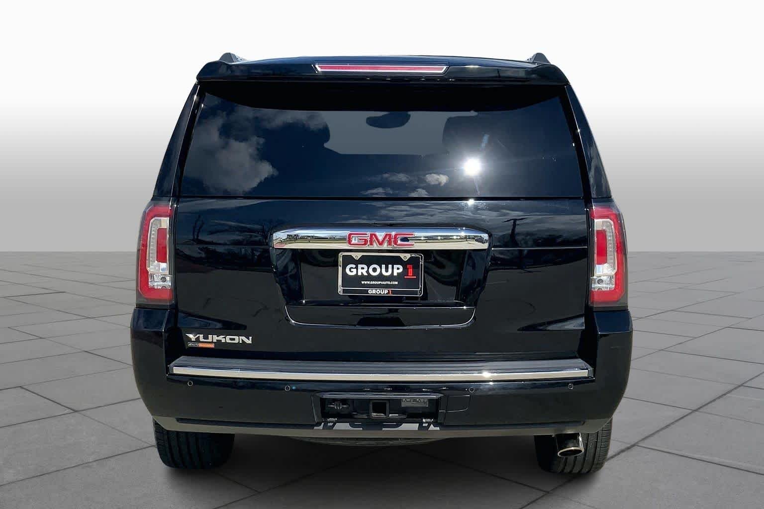 Used 2018 Onyx Black GMC Denali image 5