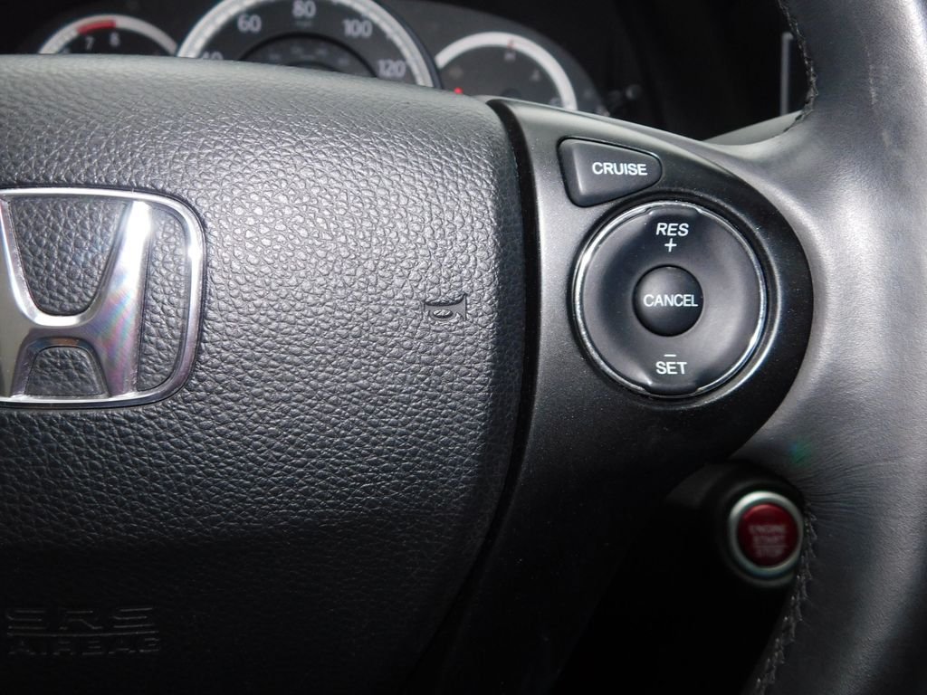 Used 2015 Gray Honda EX-L image 27