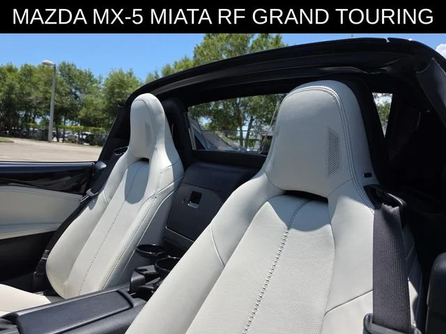 Used 2021 Black Mazda Grand Touring image 14