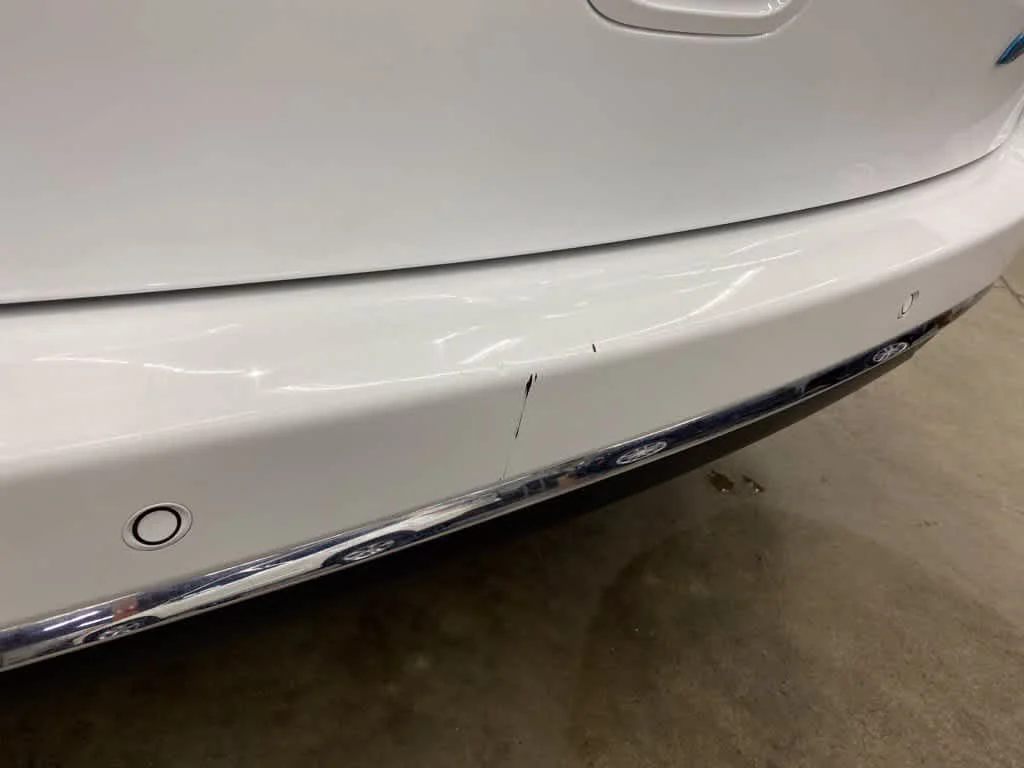 Used 2023 Bright White Clearcoat Chrysler Hybrid Touring L image 34
