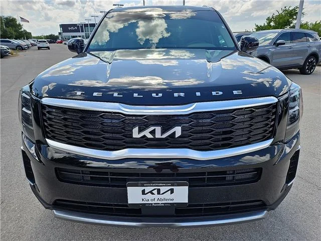 Used 2022 Black Copper KIA EX Front-Wheel Drive image 6