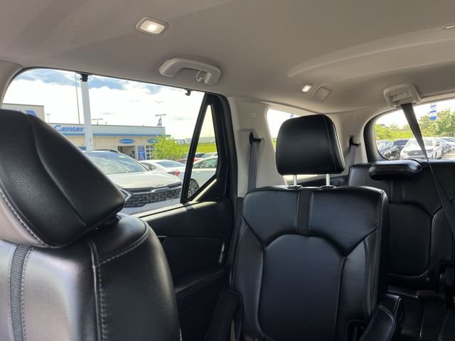 Used 2023  Honda EX-L image 15