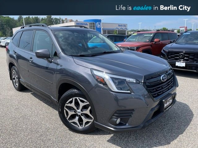 Used 2023 Gray Metallic Subaru Premium image 1