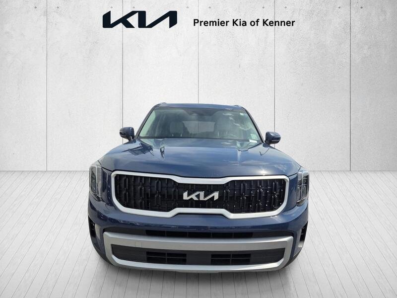 Used 2024 Black Kia EX image 7