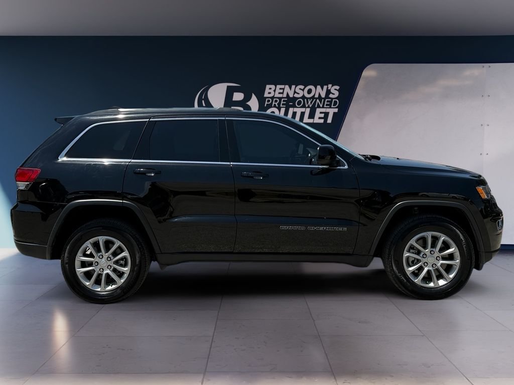 Used 2021 Black Jeep Laredo E image 6