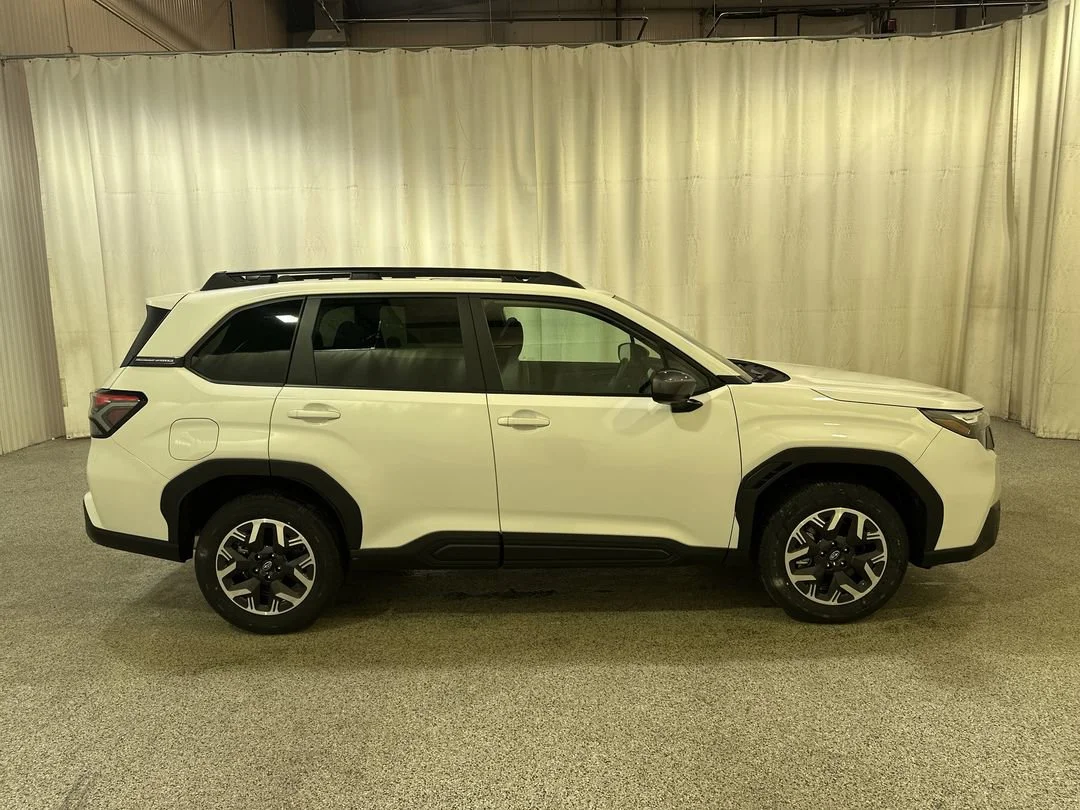 New 2026 Crystal White Pearl Subaru Premium image 5
