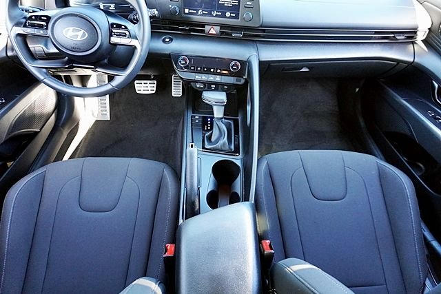 Certified Used 2026 White Hyundai SEL Sport image 18