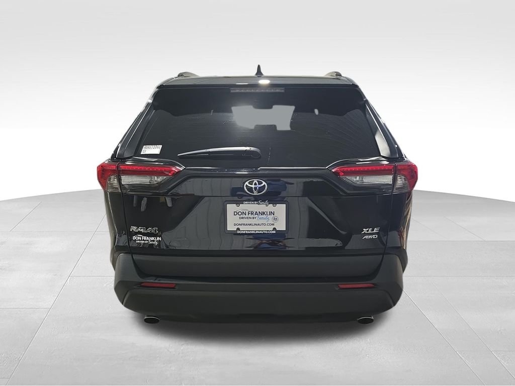 Used 2024 Black Toyota XLE image 9