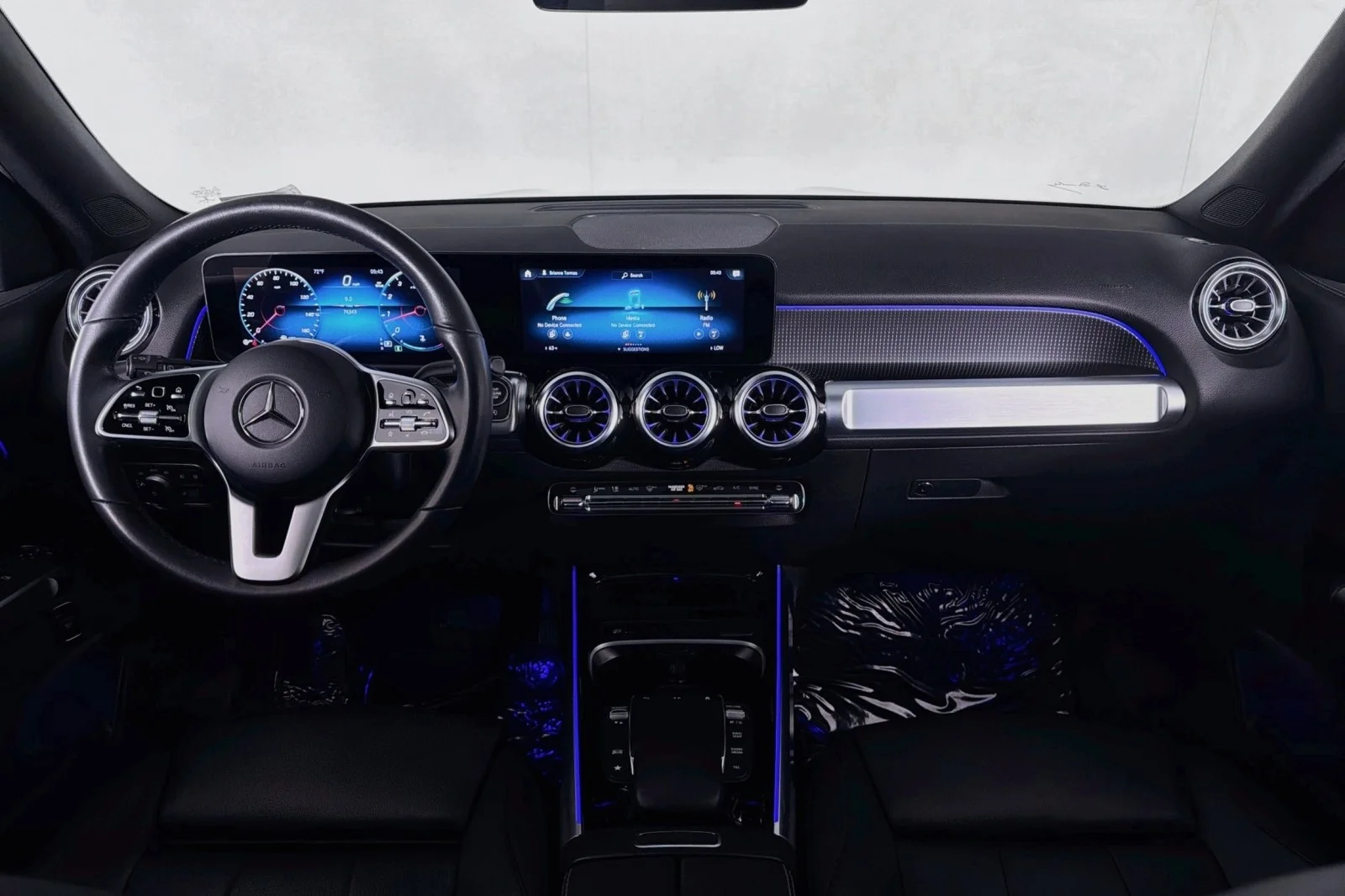 Used 2023 Night Black Mercedes-Benz 250 image 4