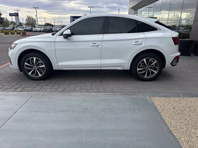 Used 2022 White Audi  image 8