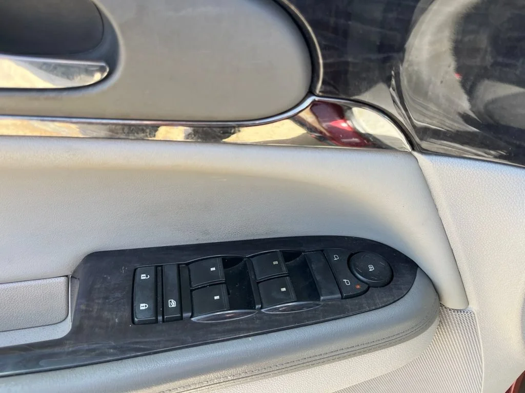 Used 2017 CRIMSON RED TINTCOAT Buick Convenience image 8