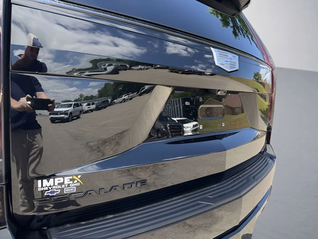 Used 2022 Black Raven Cadillac Sport image 37