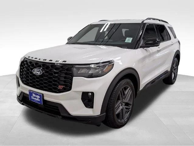 New 2027 Star White Metallic Tri-Coat Ford ST image 50