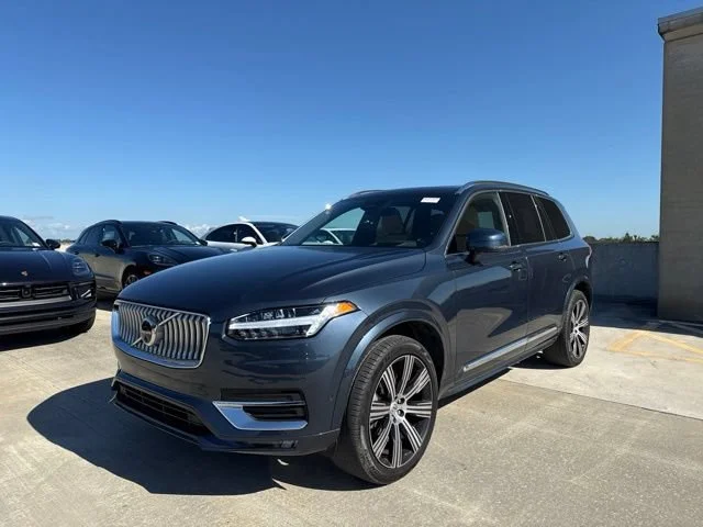 Used 2023 Denim Blue Metallic Volvo Ultimate image 7