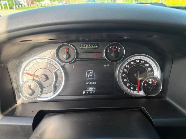 Used 2019 White Ram Warlock image 5