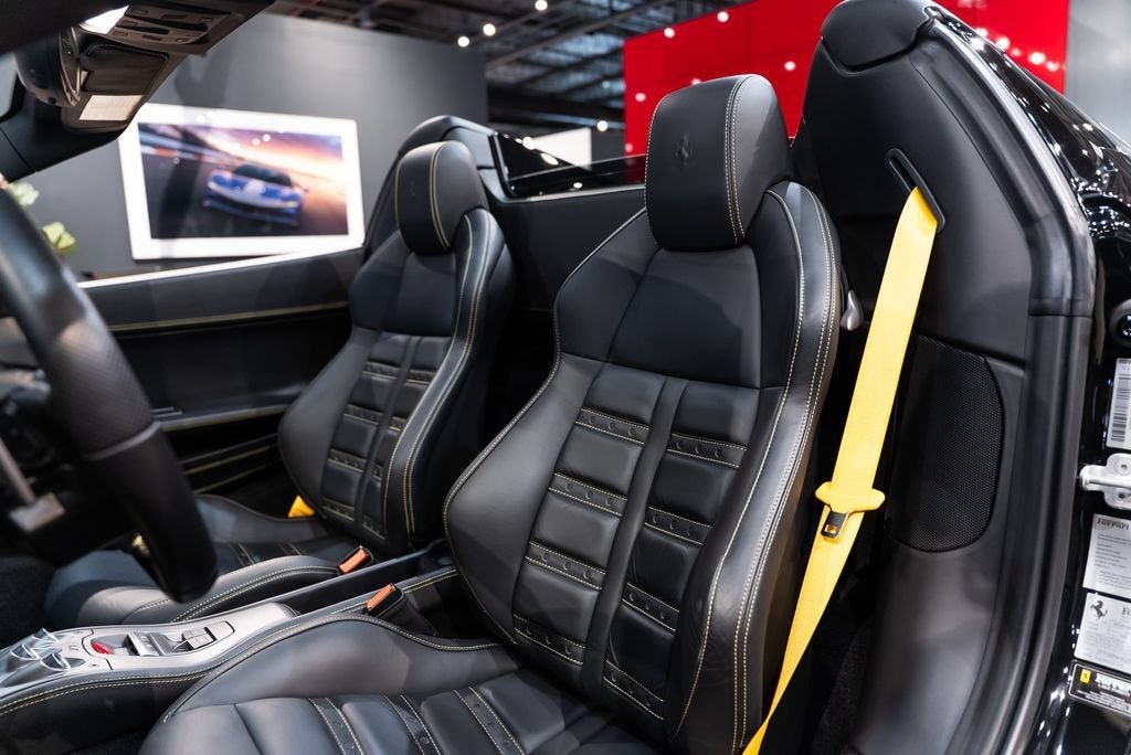 Certified Used 2014 Nero Ferrari Base image 4