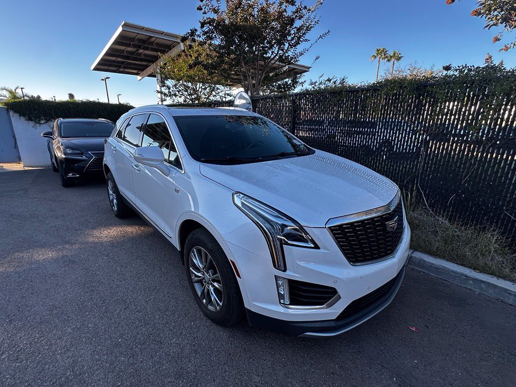 Used 2020 White Cadillac Premium Luxury image 5