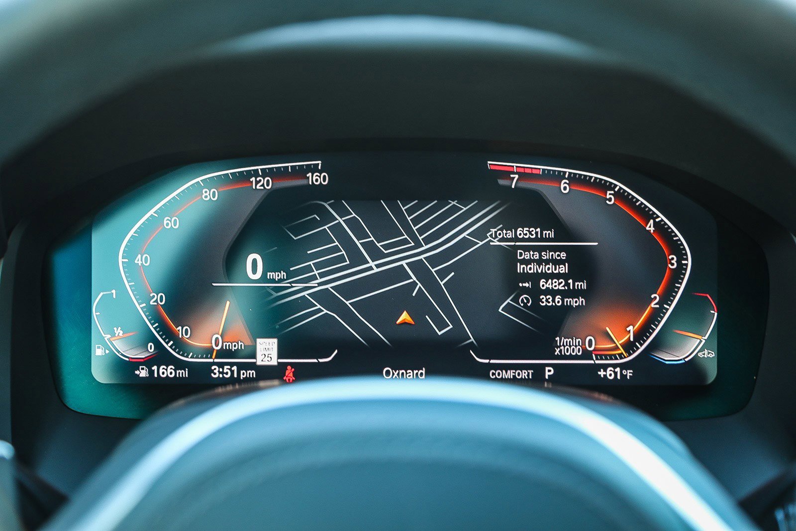 2025 BMW 8 Series 840i - Photo 21