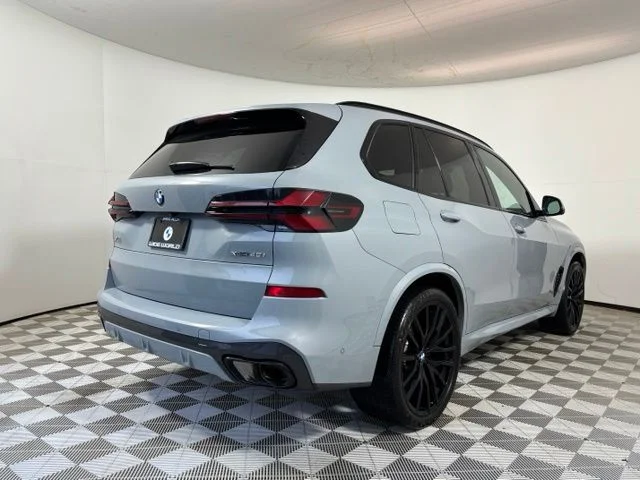 Used 2024 Brooklyn Grey Metallic BMW xDrive40i image 7