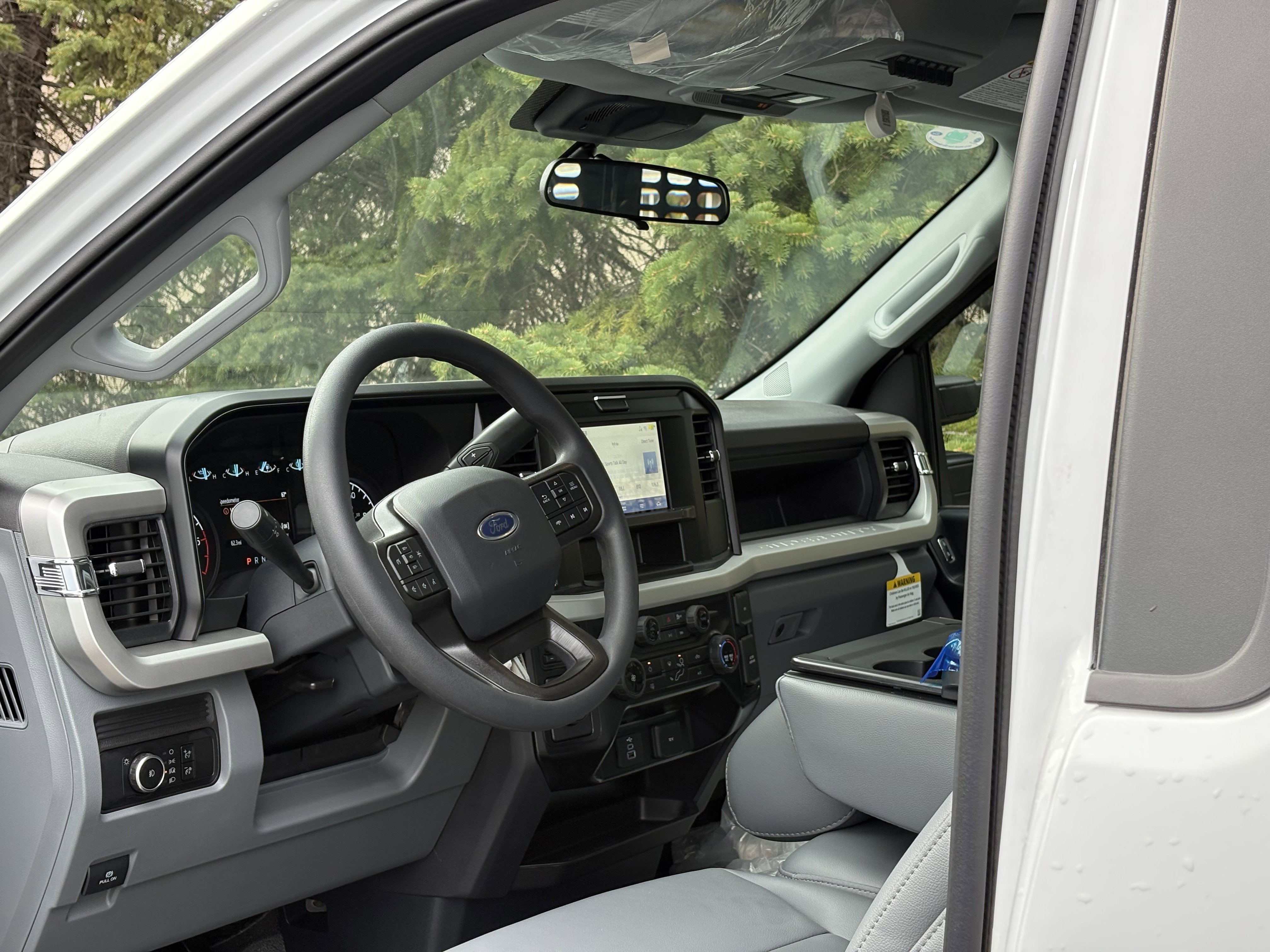 2025 Ford F-550 Super Duty Chassis Cab XL - Photo 15