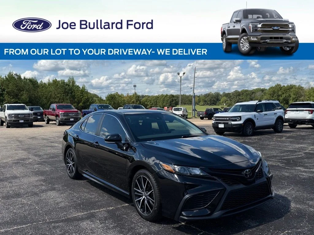 Used 2023 Black Toyota SE image 1
