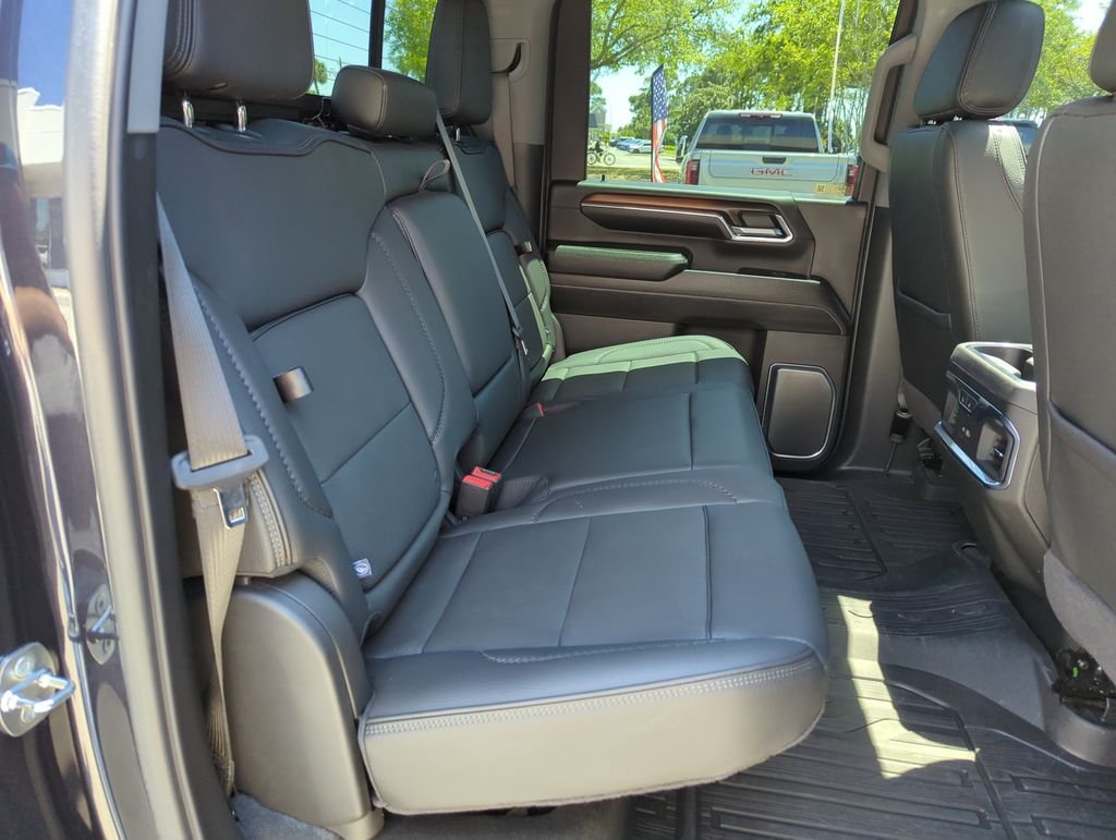 Used 2024 Silver GMC Denali image 33