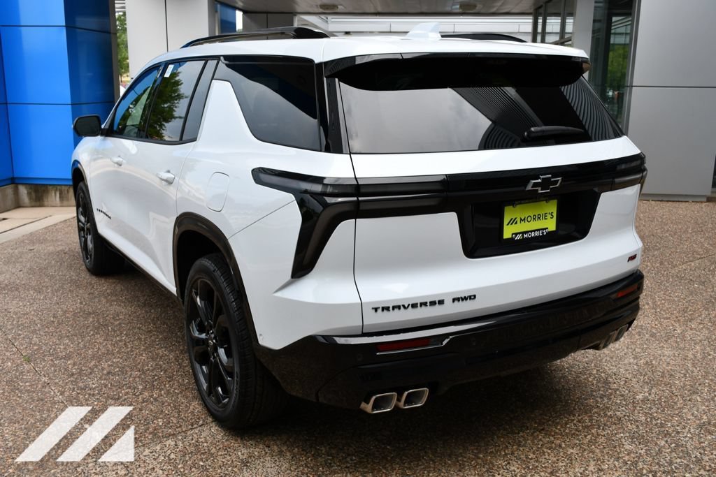 New 2027 Polar White Tricoat Chevrolet RS image 5