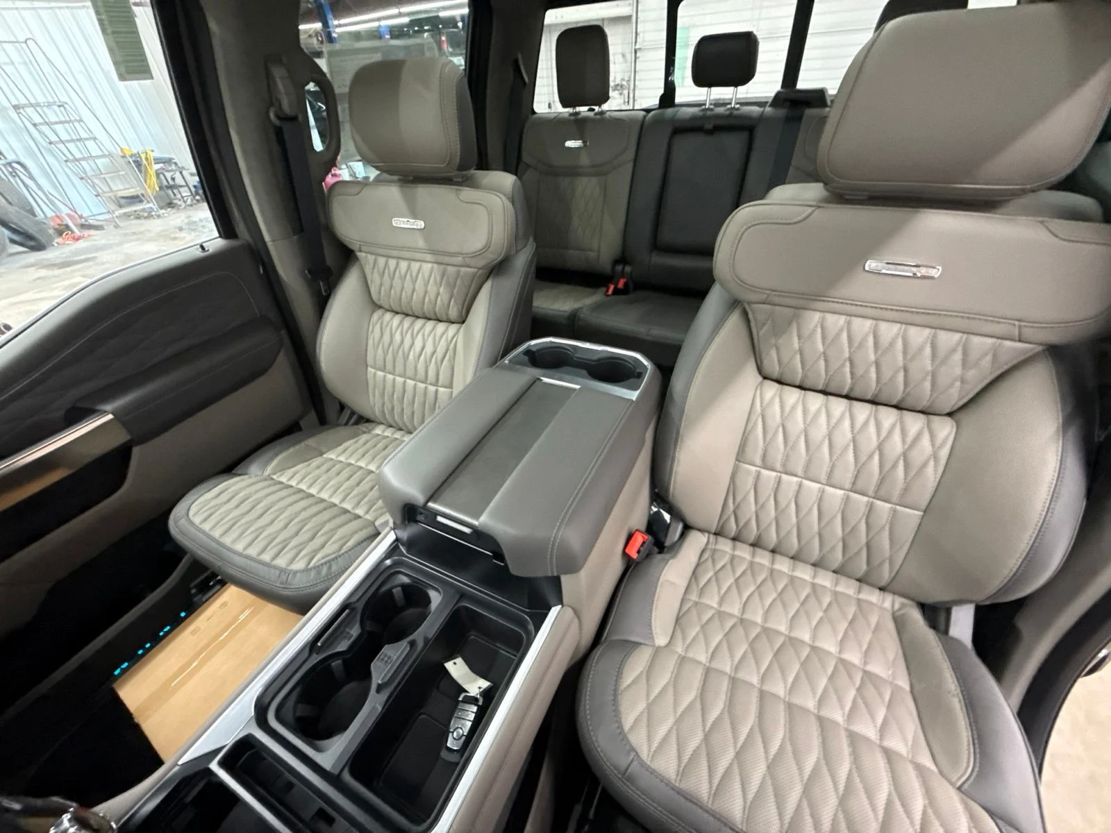 New 2026 Gray Ford Platinum image 16