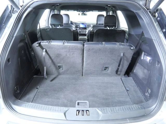 Certified Used 2020 Silver Ford XLT image 9