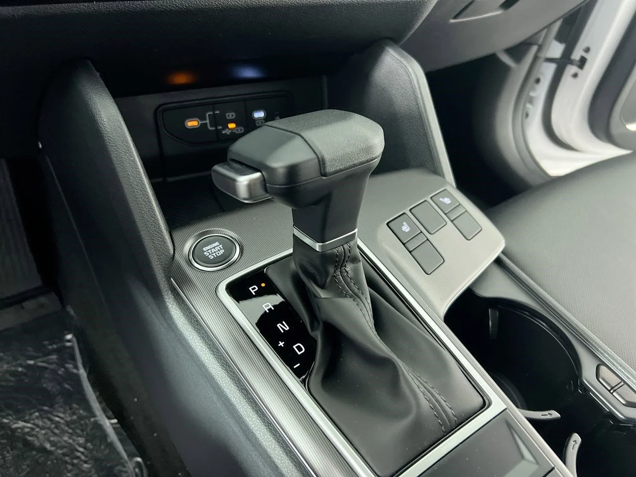 New 2026 Wolf Gray Kia EX image 21