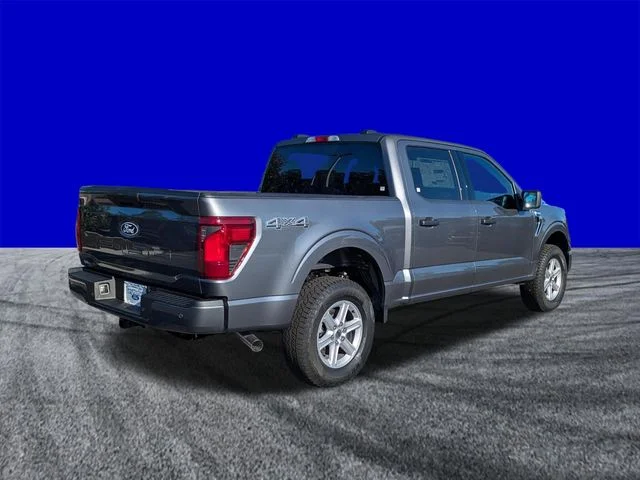 New 2026 Carbonized Gray Metallic Ford XLT image 4