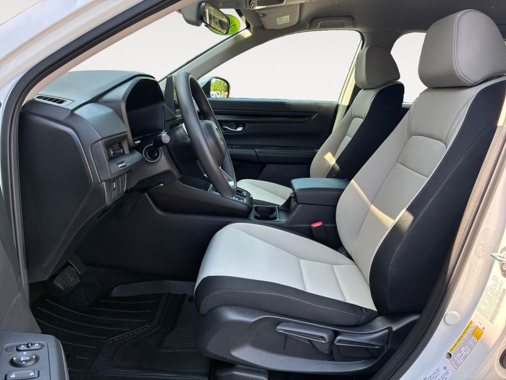 Used 2025  Honda LX image 9