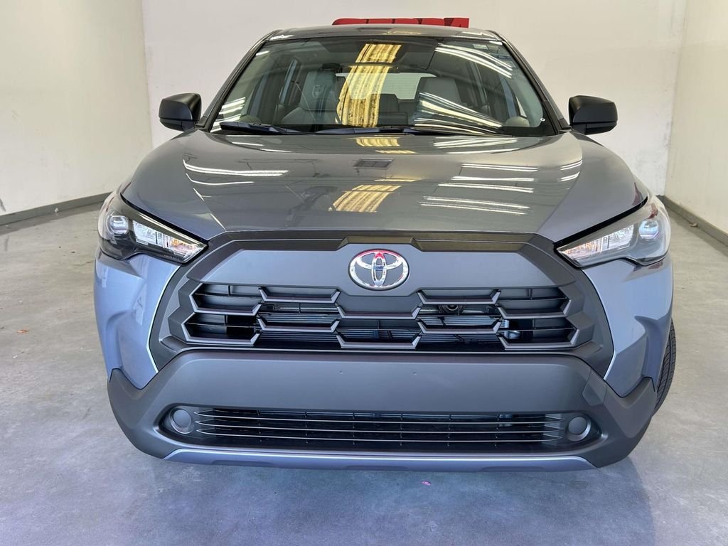 Used 2026  Toyota L image 8