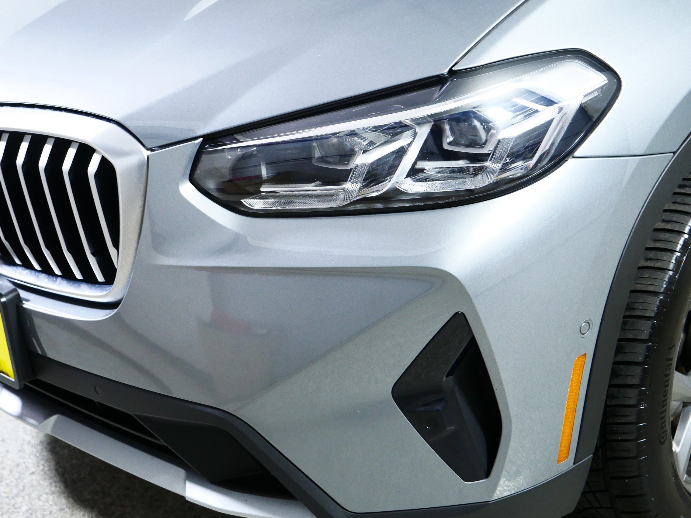 Used 2024 Skyscraper Grey Metallic BMW xDrive30i image 16