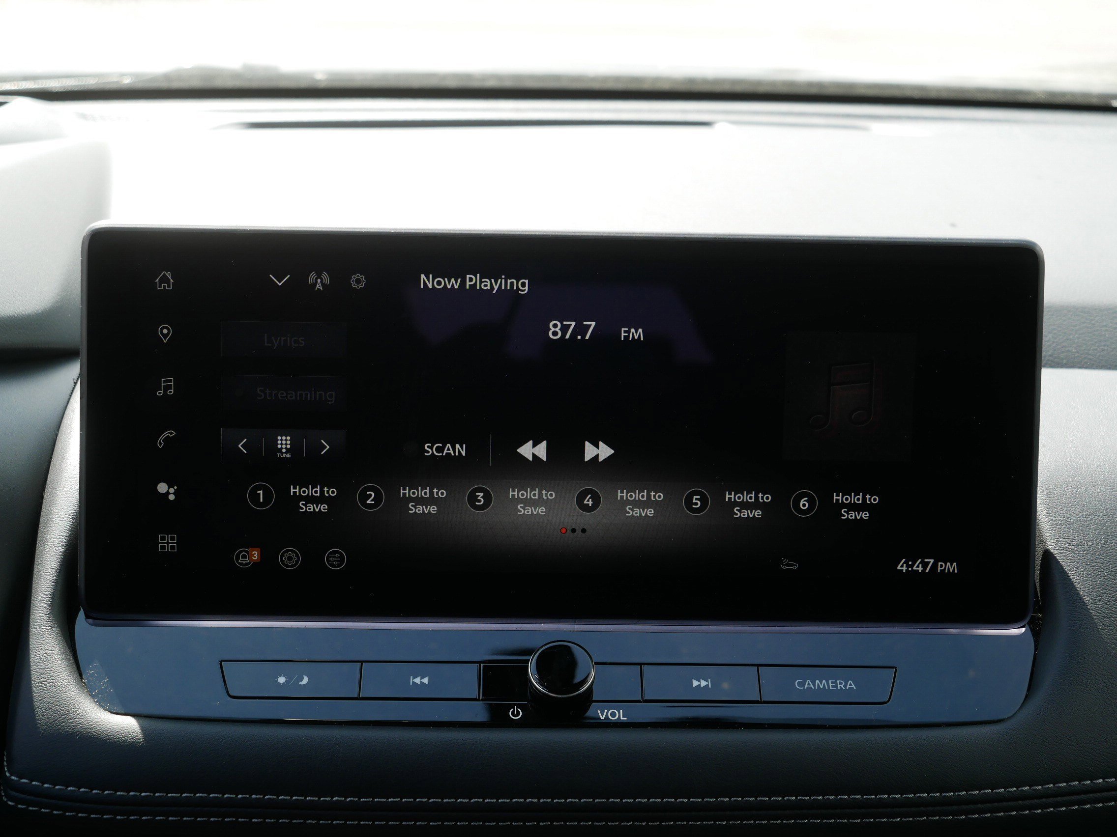 Certified Used 2025 Super Black Nissan SL image 22