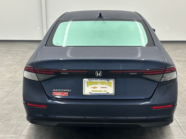 Used 2023 Black Honda EX image 3