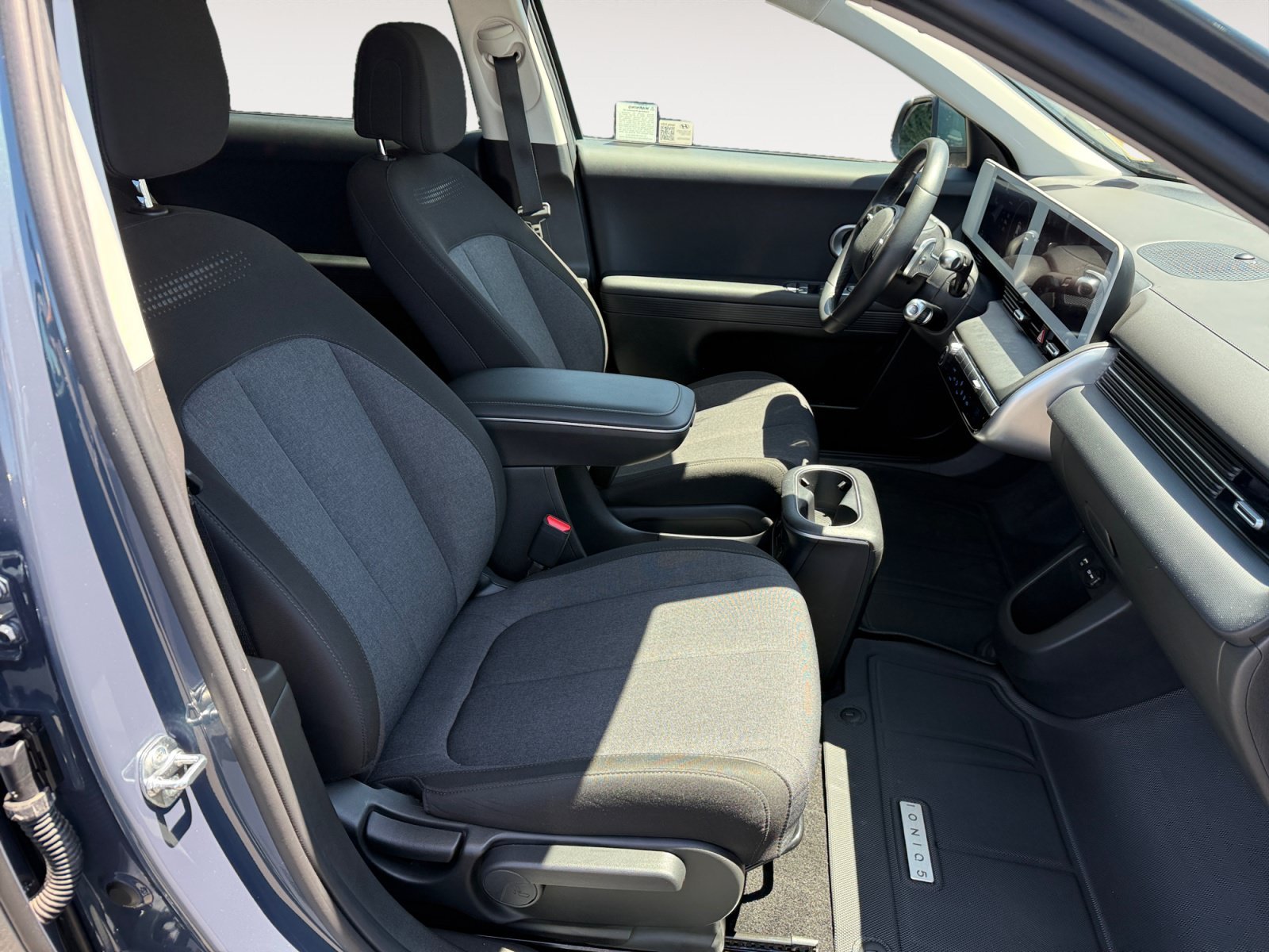 Certified Used 2024 Teal Hyundai SEL image 19