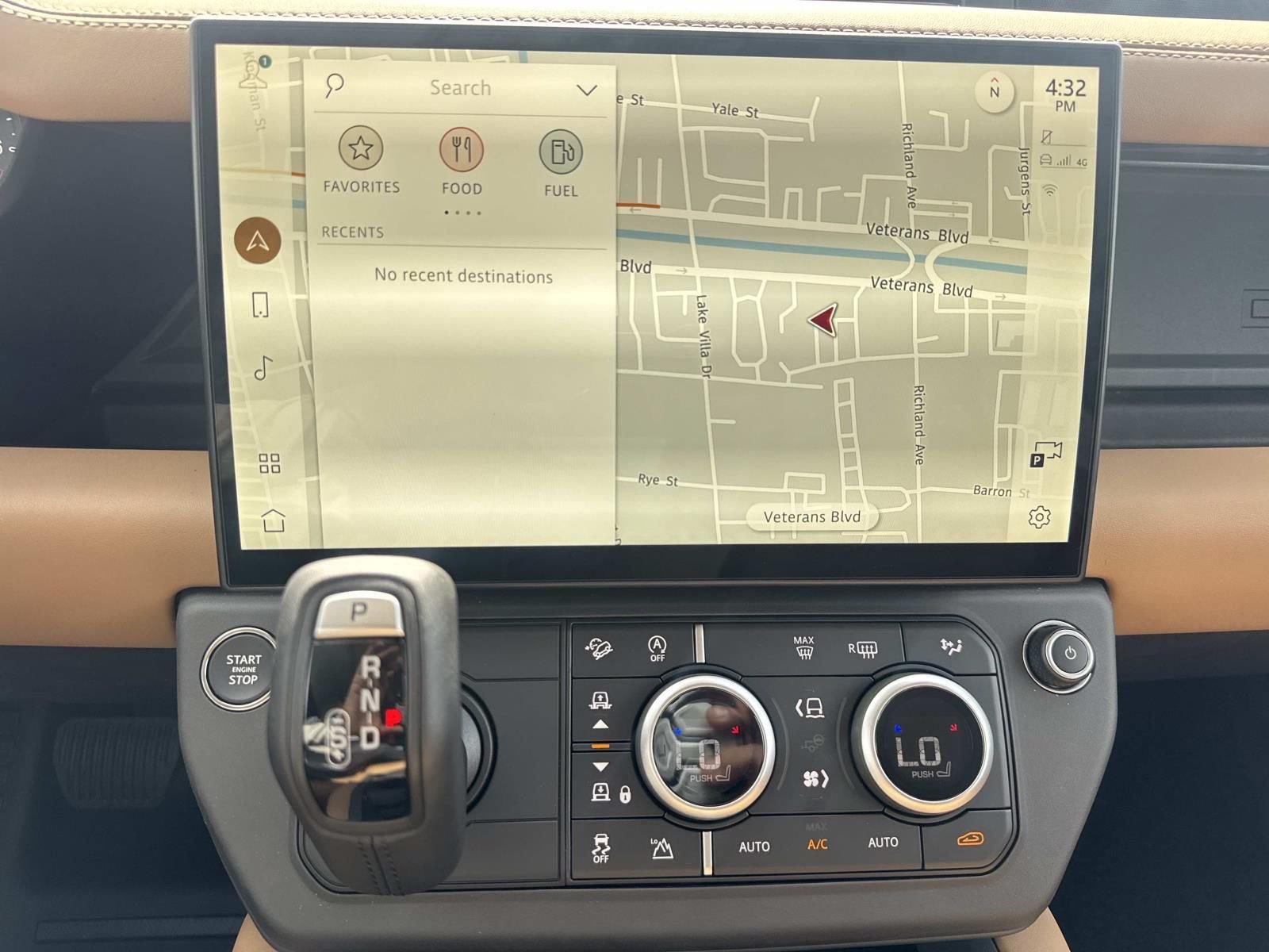 New 2026 Carpathian Grey Land Rover X-Dynamic SE image 11