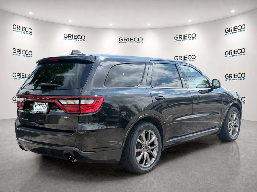 Used 2014 Black Dodge SXT image 7