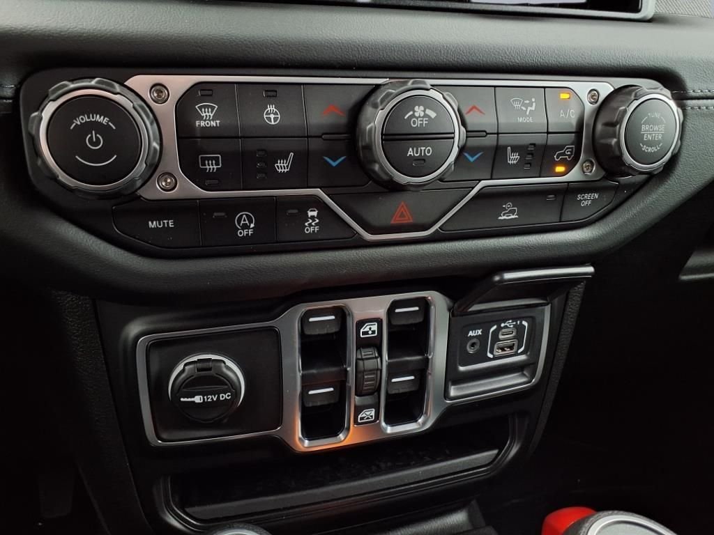 2025 Jeep Wrangler 4-Door Sahara - Photo 10