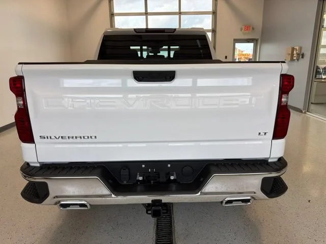 New 2026 Summit White Chevrolet LT image 15