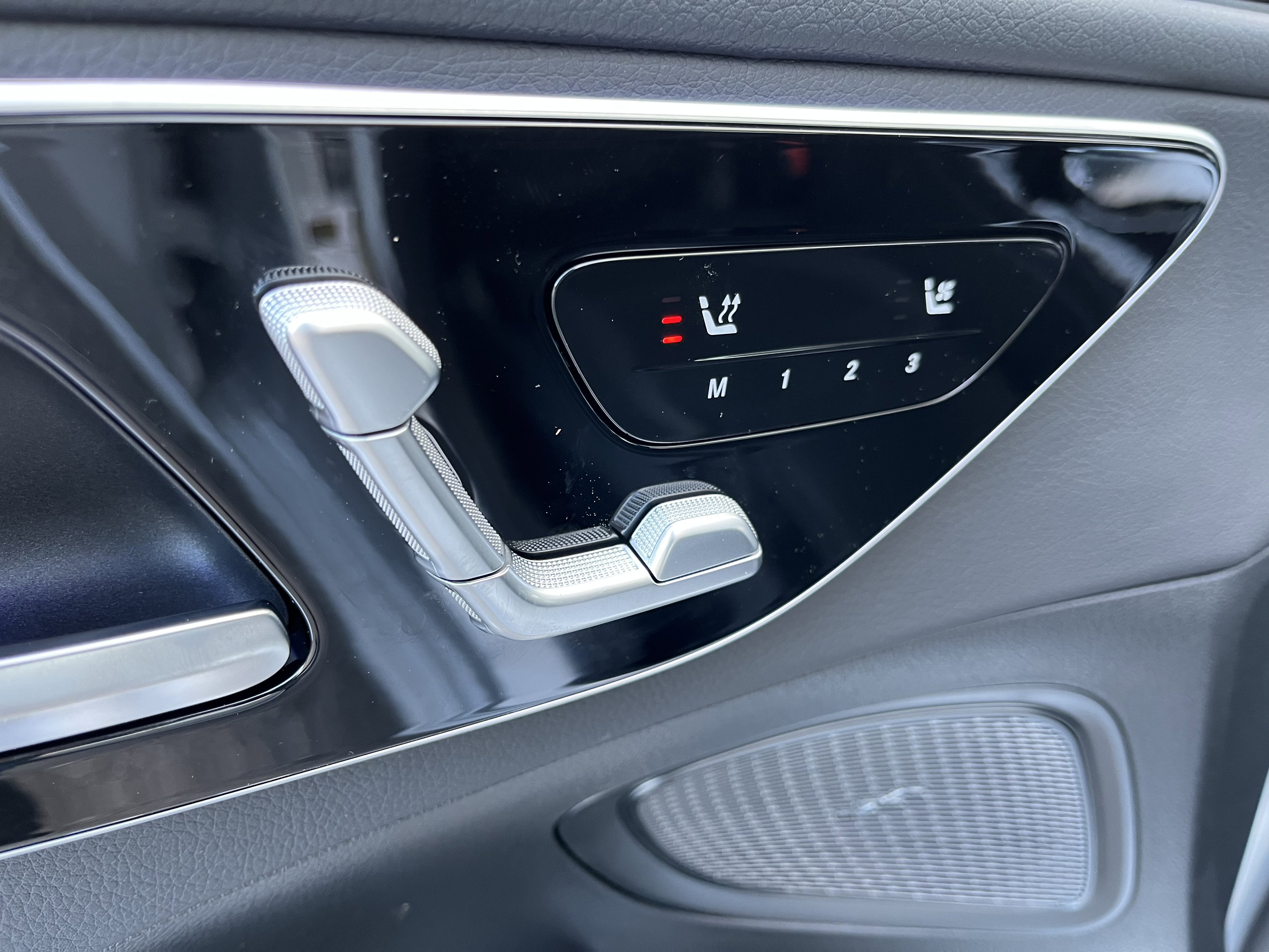 New 2026 Cirrus Silver Metallic Mercedes-Benz C 300 image 14