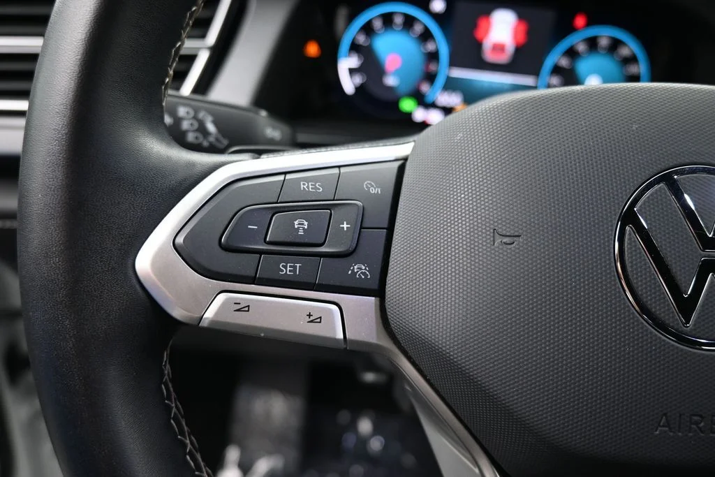 2025 Volkswagen Atlas Cross Sport SE w/Tech - Photo 29