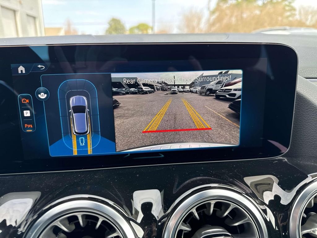 2025 Mercedes-Benz GLA GLA35 AMG - Photo 12