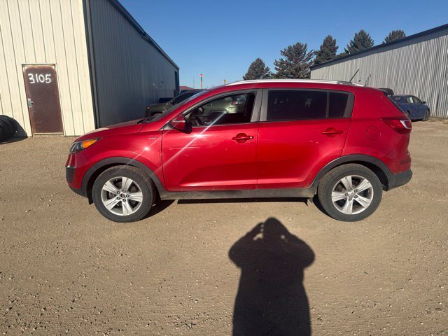 Used 2011 Red Kia LX image 7