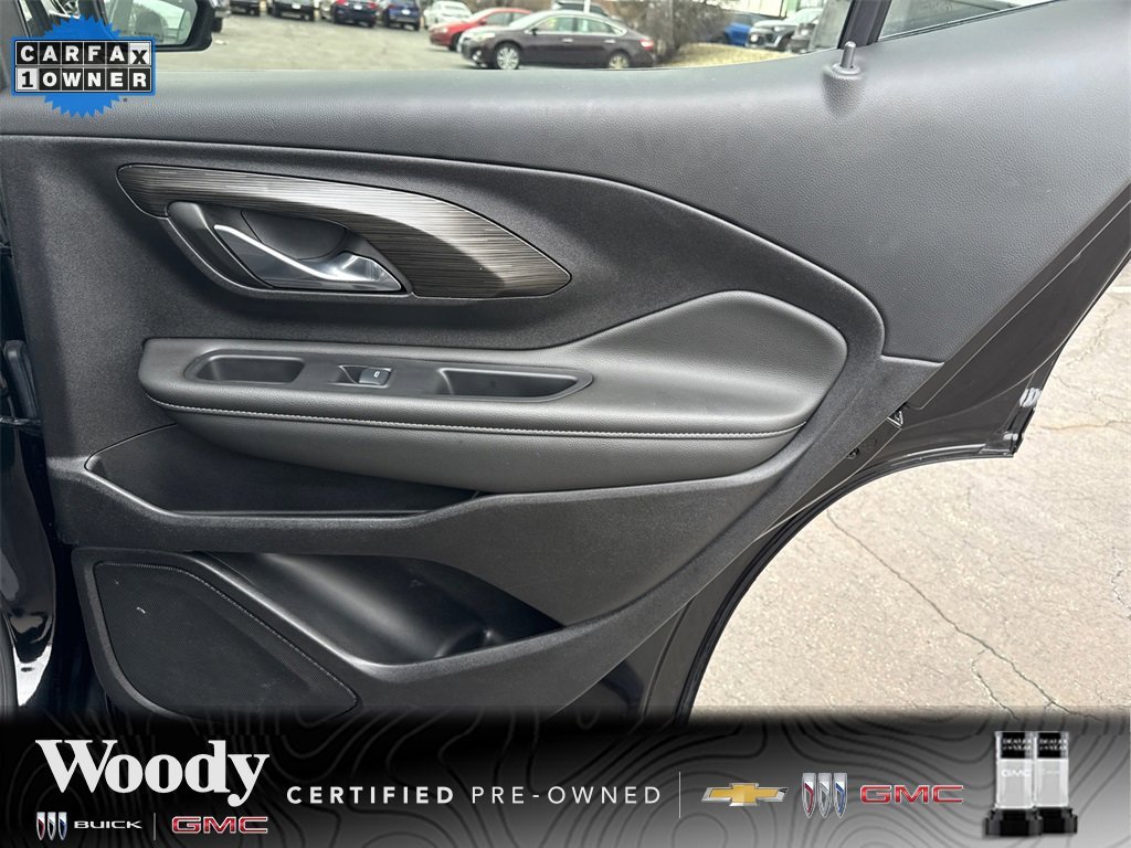 2024 GMC TERRAIN - Image 31