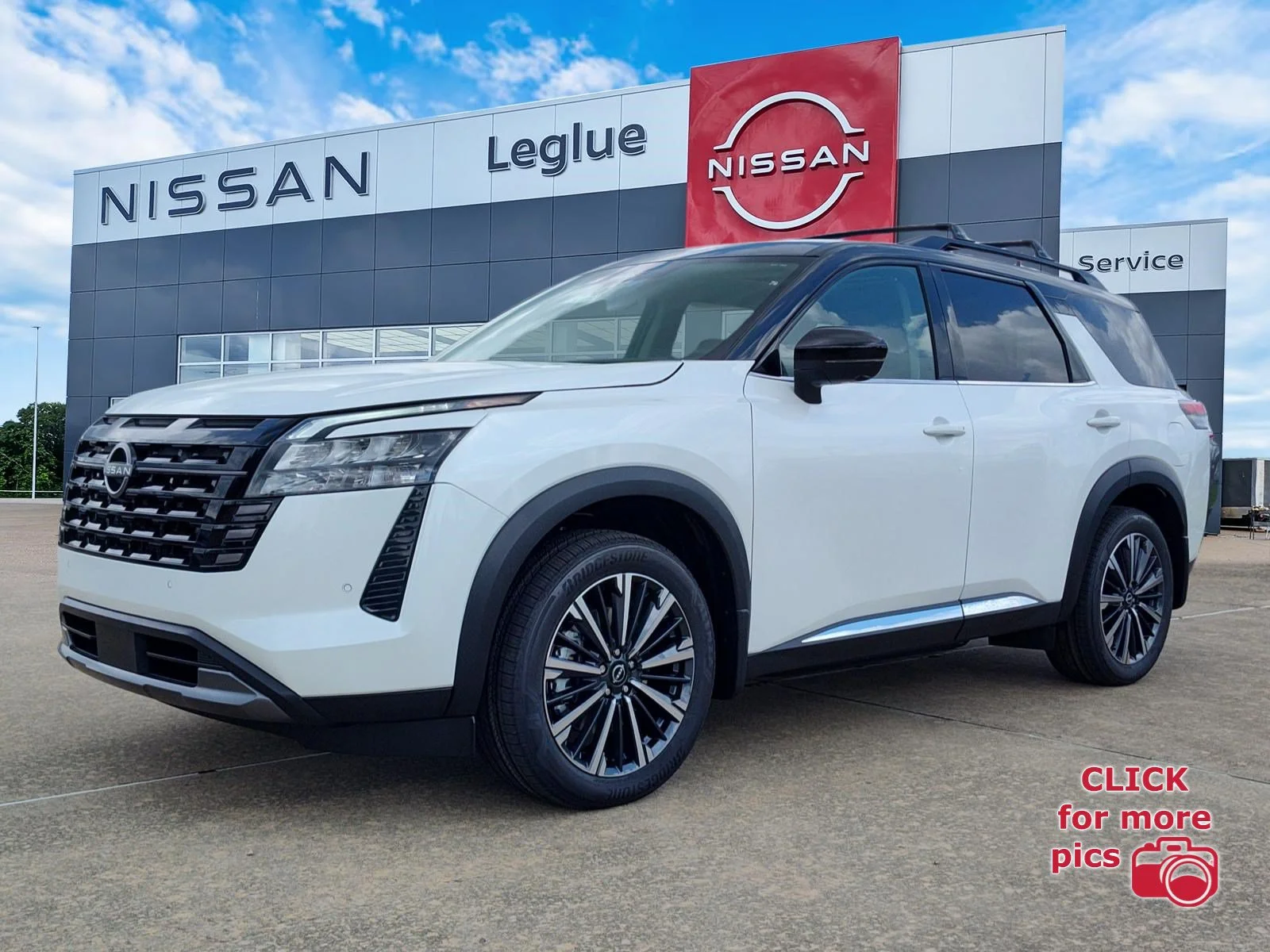 2026 Nissan Pathfinder Platinum