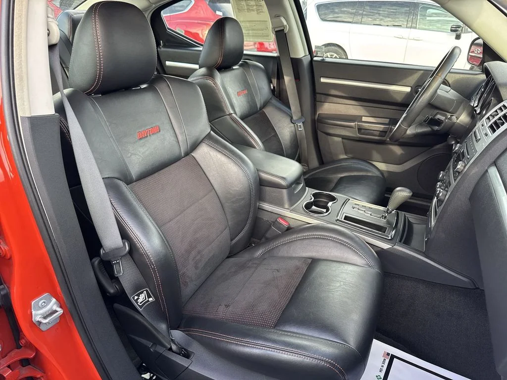 Used 2008 Orange Dodge R/T image 23
