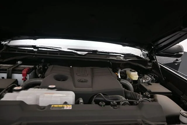 2026 Toyota Tundra SR5 - Photo 15